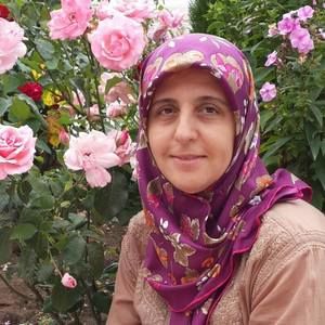 Meet your Posher, Yasemin